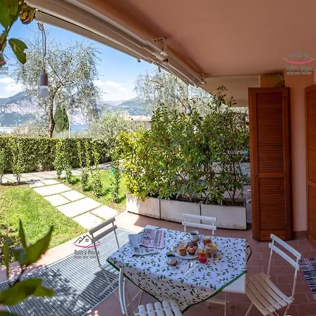 Garden Beth'S House Apartment Brenzone sul Garda Exterior photo